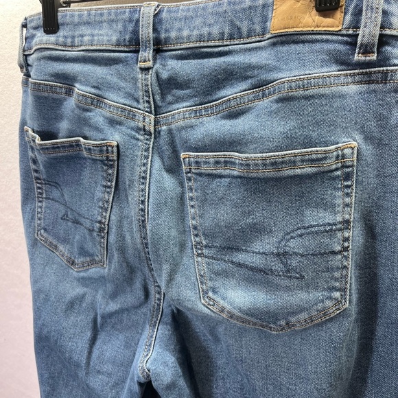 American Eagle Mom Jean Denim Jeans Womens 6 Blue Stretch 90s loose Cute 2205 - Picture 10 of 11